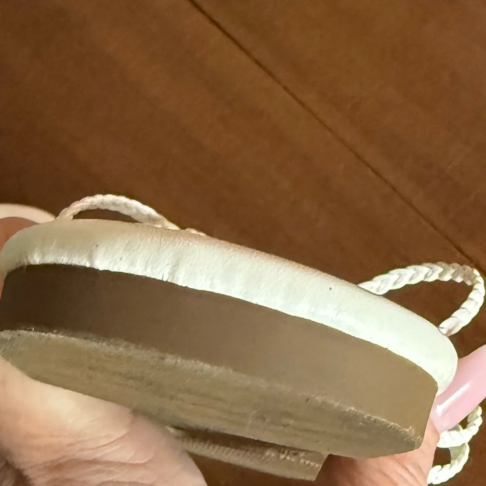 EUC Talbots Women's White Braided Sandals SZ 9 - Picture 13 of 15